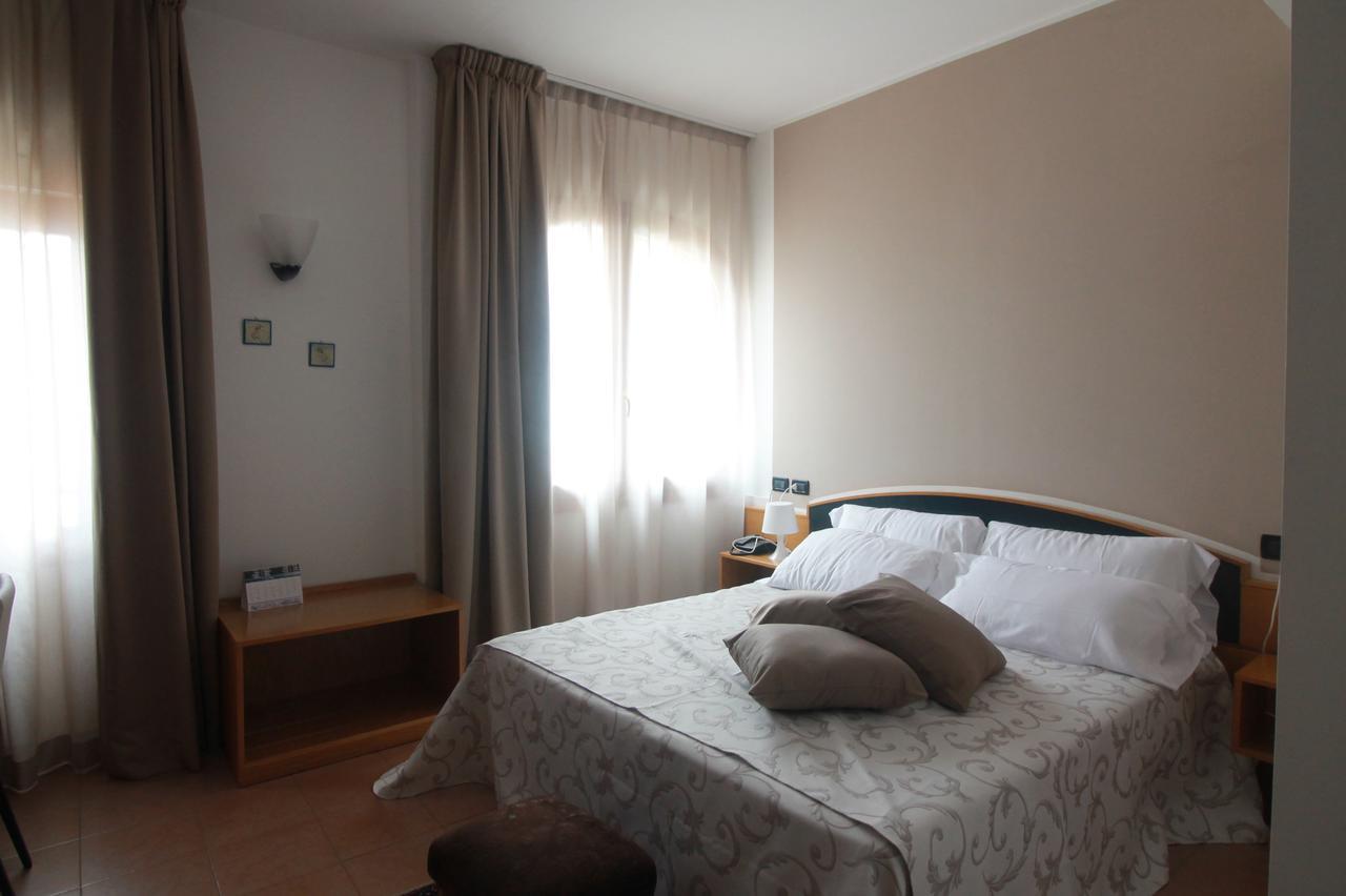Hotel Ristorante Sensole Sulzano Extérieur photo